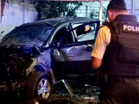 Петима полицаи са убити при бомбени атаки в Еквадор