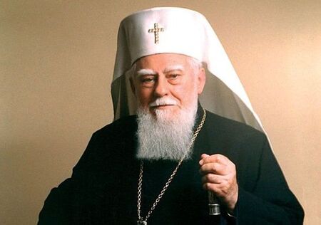 Отслужват света литургия за 10-годишнината от кончината на патриарх Максим