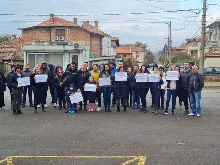 Защо в кв. "Лозово" излязоха на протест