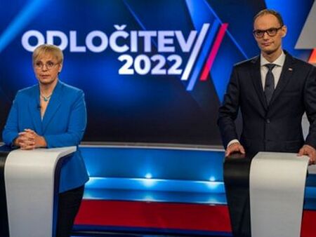Словенците избират президент на втори тур