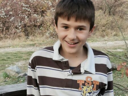 Четвърти ден 12 годишното момче което страда от аутизъм е в