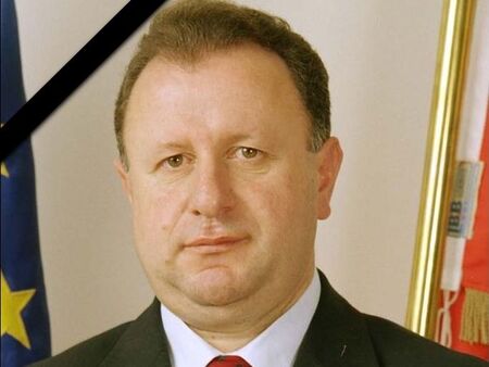 Откриха мъртъв български кмет - с огнестрелна рана в главата