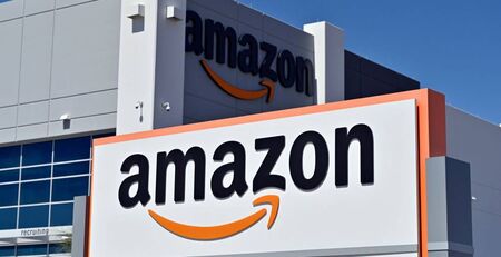Amazon съкращава невиждан брой хора след загубата на $1 трлн.