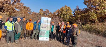 Ловци от Сливенска и Бургаска област се обучават да опазват защитените от закона птици