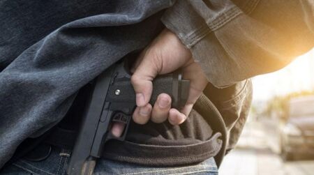 Стрелба посред бял ден в Благоевград! Мъж гърмя заради нарушена тишина