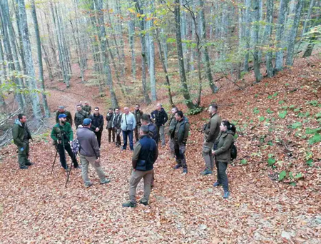 На територията на ДГС-Нова Загора заседава Надзорният комитет по проект „Земите и горите на орела“