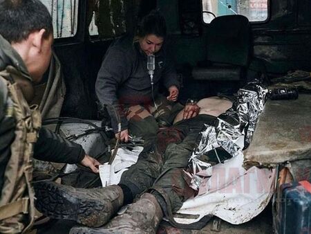 Чудовищни боеве в Бахмут, 500 украински войници ранени?