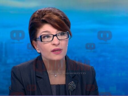 Депутатката обяви че хората на Бойко Борисов са готови за