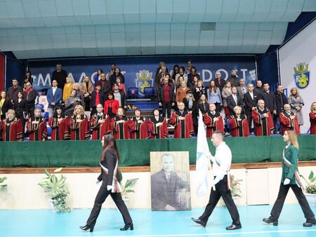 Вие държите в ръцете си безценен набор от знания и умения