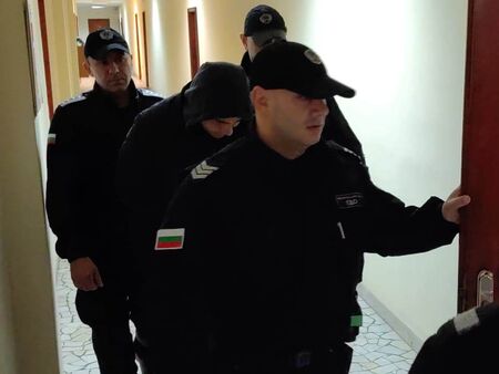 Намушканият Иван Ангелов бил с параноидна шизофрения, твърди задържаният за инцидента