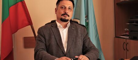 БСП изключи единствения си столичен кмет