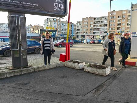 Спор за паркомясто до „Билла“ е на път да запали война в бургаския ж.к.“Славейков“