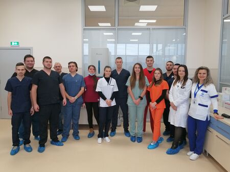 Студенти по медицина се обучаваха в новата централна лаборатория на „ЛИНА“