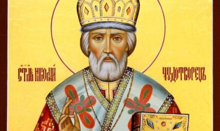 Три икони на св. Николай творят чудеса у нас