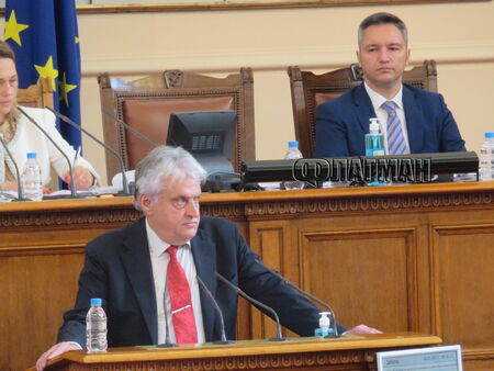 Бойко Рашков оглави парламентарната комисия за контрол на службите