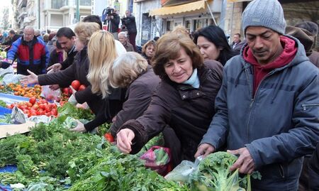 Недоволство в Северна Гърция, клиентите бягат в България