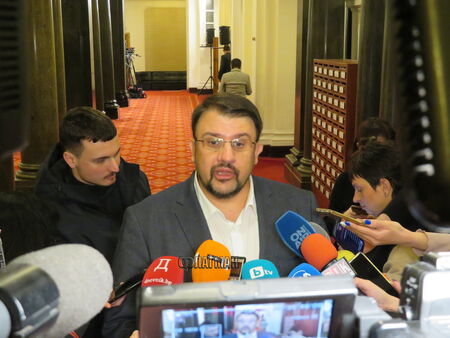 Депутатът от Продължаваме промяната“ (ПП) Настимир Ананиев обяви, че е