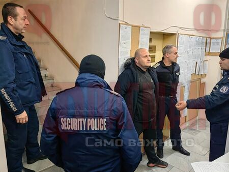 Само във Флагман.бг: Вижте зрелищния изненадващ арест на Стойчо Камбаната в Несебър