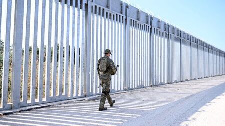 Гърция засилва охраната на границата си с Турция