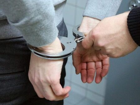 Храбър бургазлия задържа 19-годишния Иван - обрал жена на ул. "Александровска"