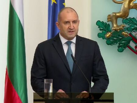 Държавният глава Румен Радев представя задачите и приоритетите на служебното правителство