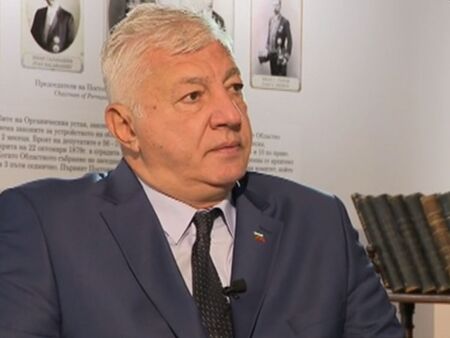 Ще остане ли Пловдив без кмет? Зико отговаря на призива на Борисов