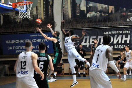 Възходът на баскетболния "Черноморец" продължава