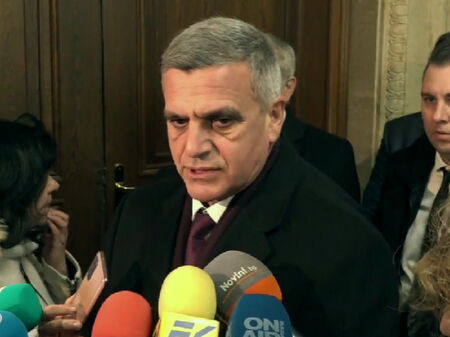 ВМРО и Консервативна България не са приели офертата към момента