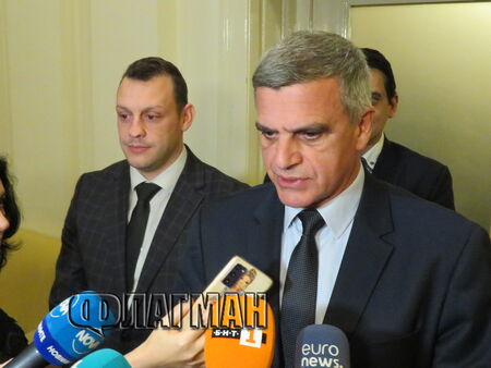 Изгониха Стефан Янев от коалиция „Български възход“, партията му остава без членове в СИК