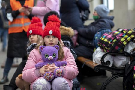 Путин тъпче хиляди украински деца в лагери за "превъзпитание", твърди Свободна Европа
