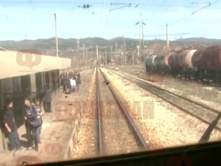 Катастрофа в Повеляново, шестима пътници във влака са ранени