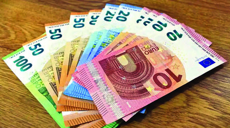 Отлагането на еврото е лош сигнал за инвеститори и партньори на България