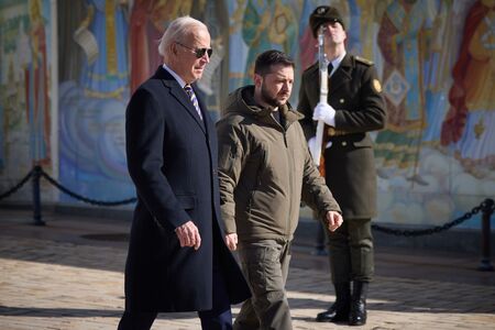 Русия няма никакъв шанс да спечели войната, обяви украинският президент Зеленски след срещата с Байдън