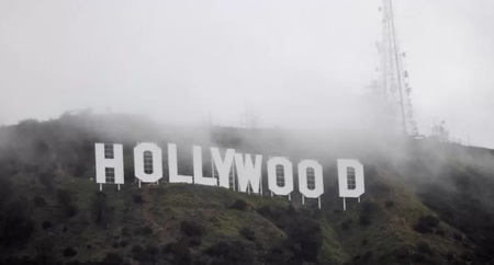Необичаен сняг заваля в Холивуд