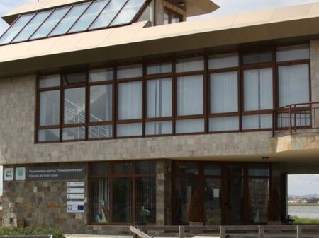 Посетителски център „Поморийско езеро” ще се превърне в природонаучен филиал на Исторически музей
