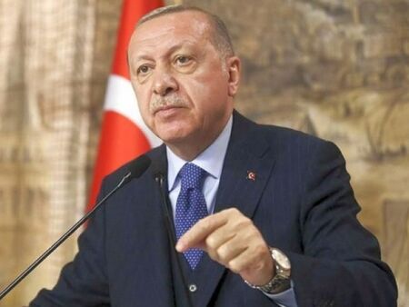 Успя ли земетресението в Турция да свали рейтинга на Ердоган