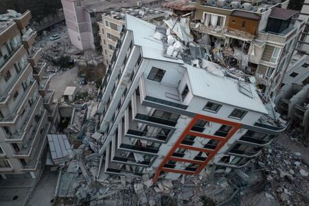 В Турция е имало 13 хил. вторични труса след унищожителните земетресения