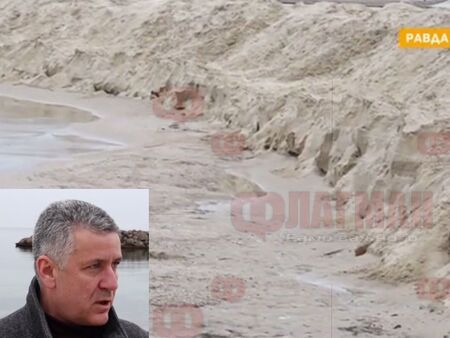 Ще глобят ли стопанина на плажа в Равда заради багера върху пясъка?