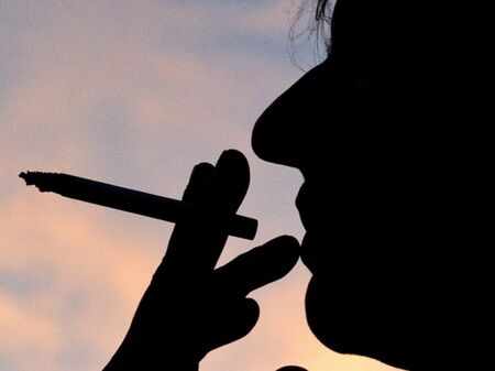 В Италия планират забрана на пушенето и на открито