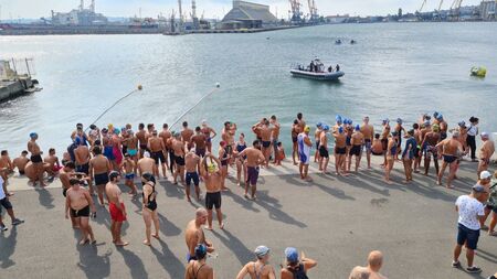 Плувният маратон "Порт Бургас" вече е в календара на Световната федерация