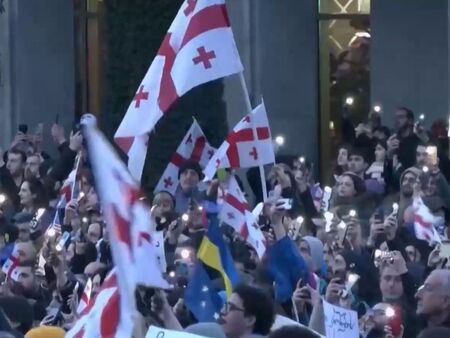 Тежки сблъсъци между полицията и протестиращите в Грузия