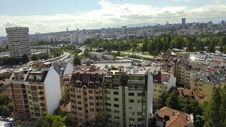 Жилищата в София с цени като в Солун