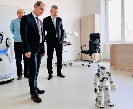 Служебният министър на електронното управление Георги Тодоров посети днес бургаския