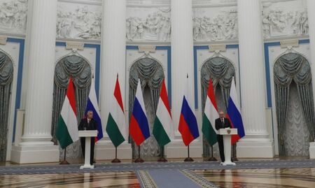 Унгария не смята за задължително да задържи Владимир Путин