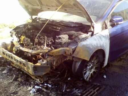 От пожара лекият автомобил “Форд самопотеглил и се блъснал в