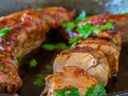 Рецепта за крехко свинско с меден сос