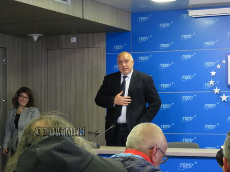 Борисов става депутат и повежда преговорите за коалиционно правителство, включително с БСП