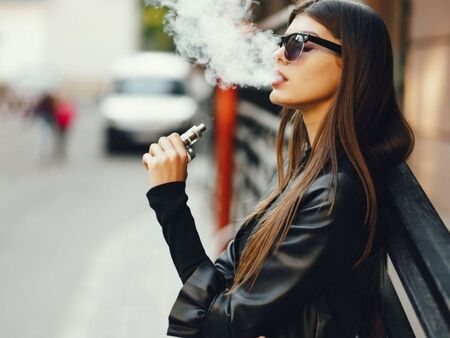 Електронните цигари с ментол са по-вредни за белите дробове