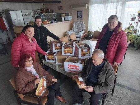 Продължава националната кампания на БСП-Бургас „Солидарен Великден“