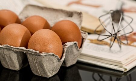 Яйцето от производителя до щанда поскъпва двойно